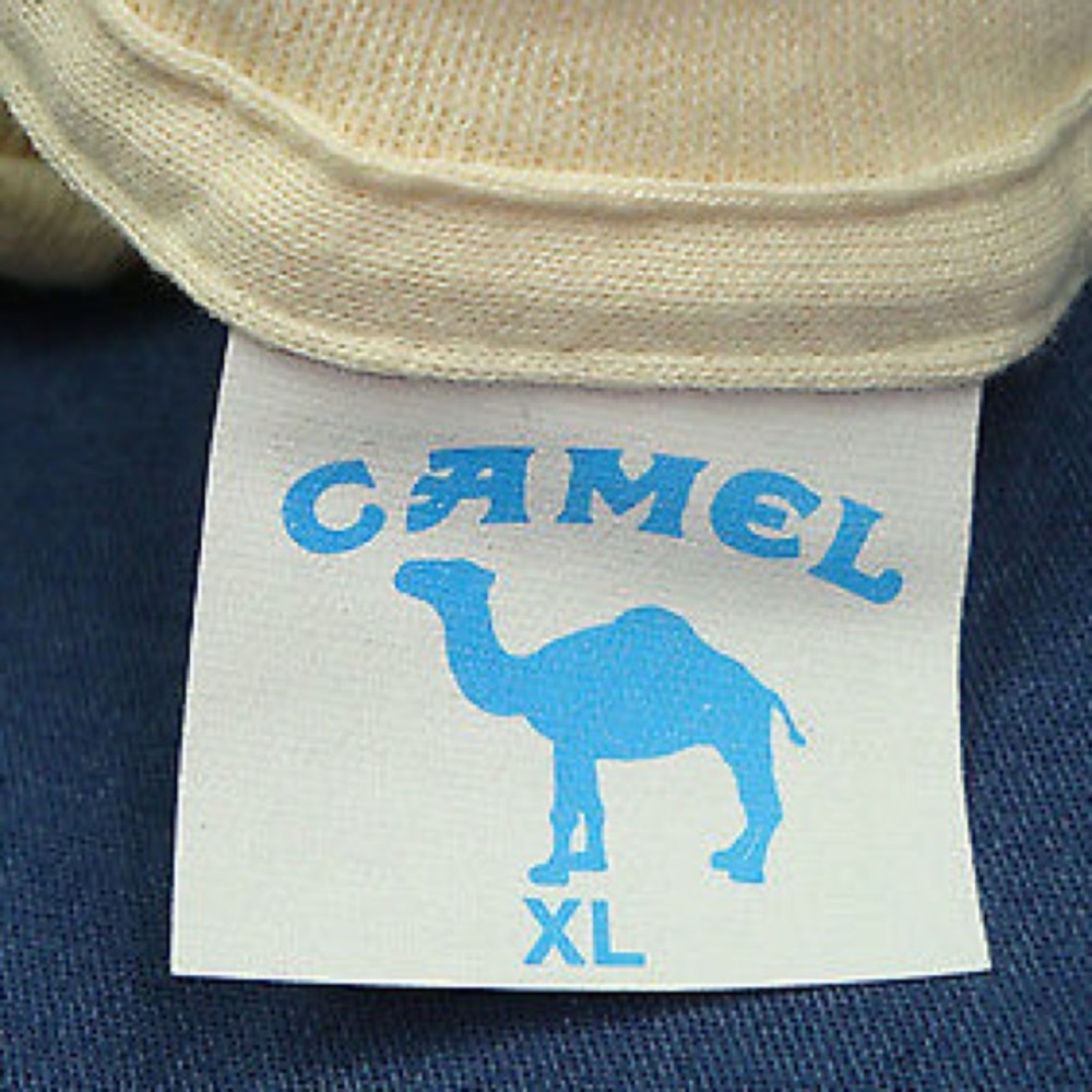 💛SOLD💛Vintage 95’ CAMEL Genuine Taste Pocket Tee - Picture 7 of 8